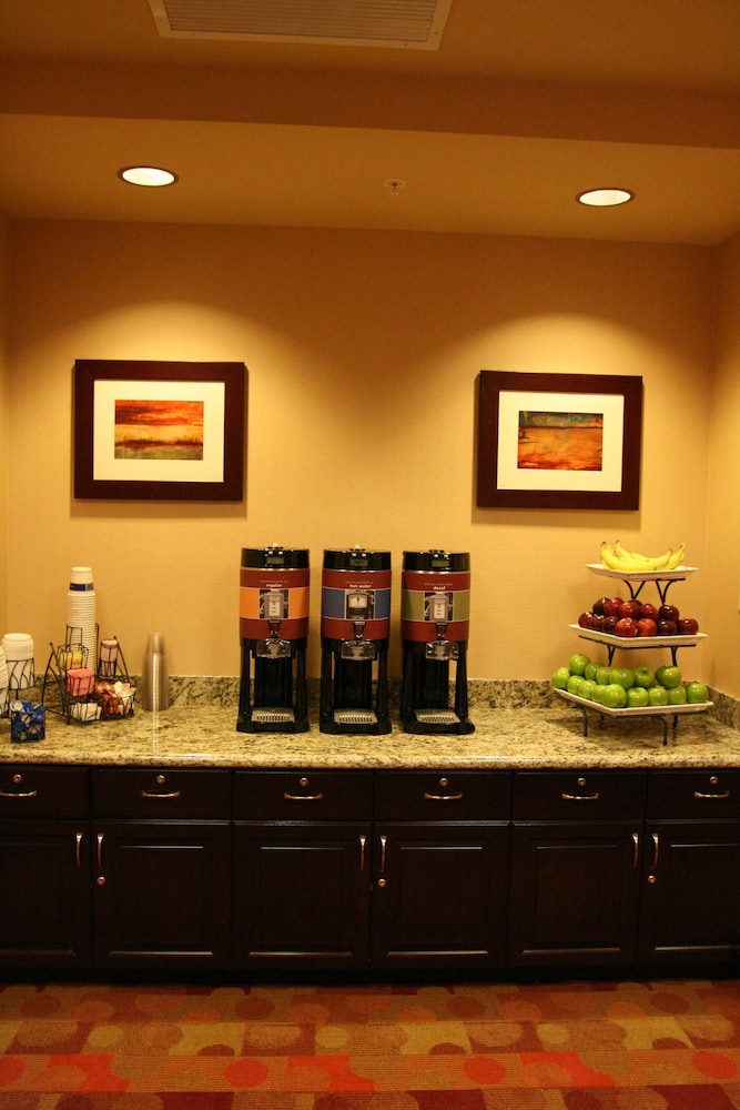 Hampton Inn & Suites Phoenix Chandler Fashion Center AZ - photo 25