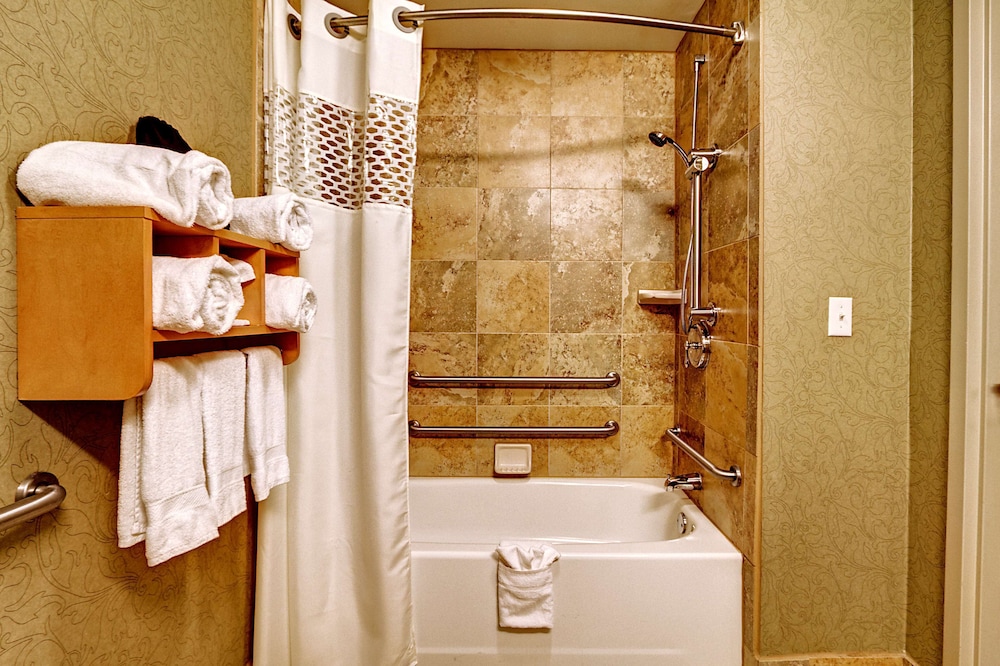 Hampton Inn & Suites Nashville Vanderbilt Elliston Place - photo 19