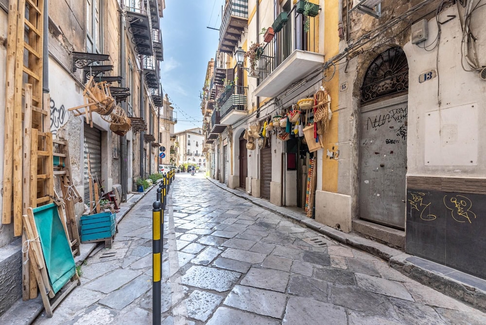 Casa Paternostro in Palermo — 4-Star Luxury Hotel in Palermo, Italy