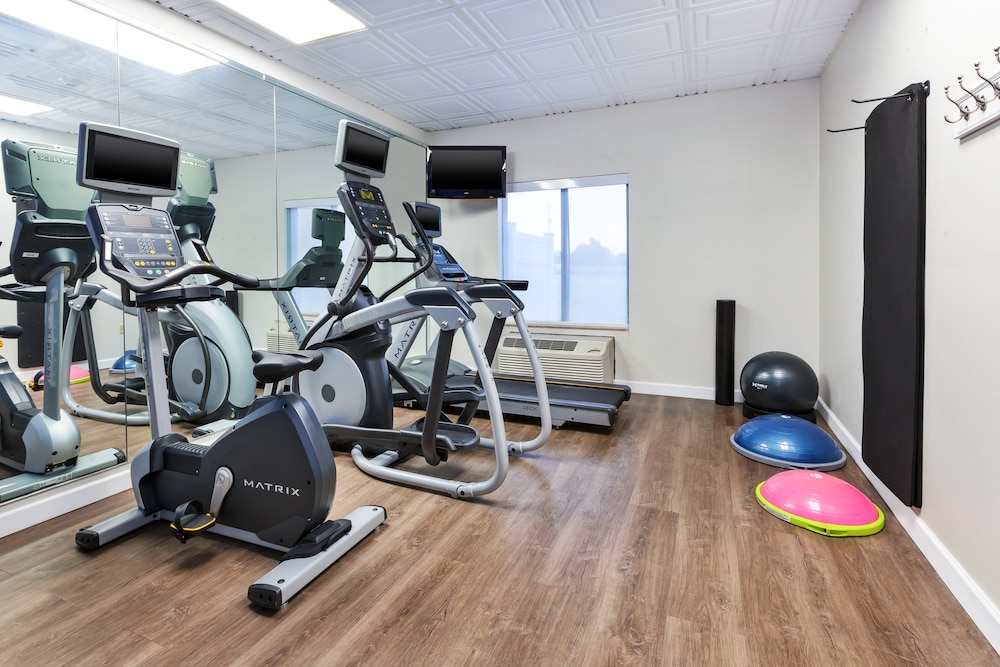 Holiday Inn Express & Suites Three Rivers by IHG - photo 20