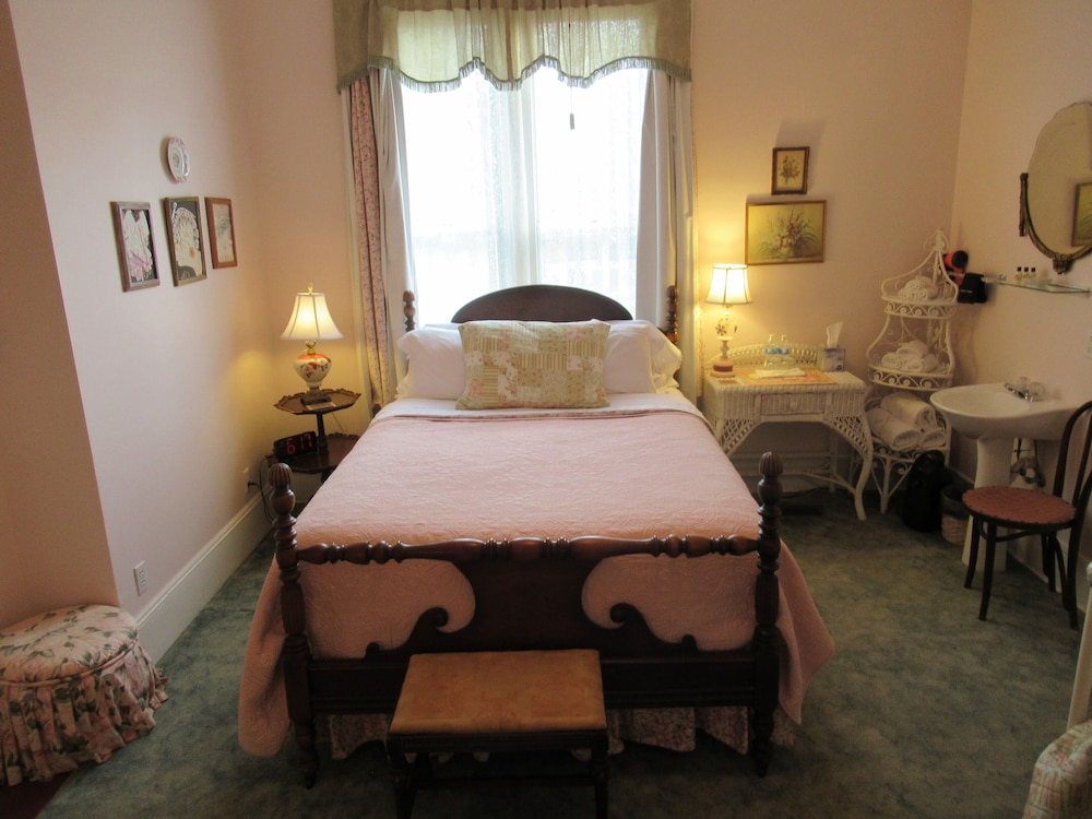 Carrier Houses B&B - photo 31