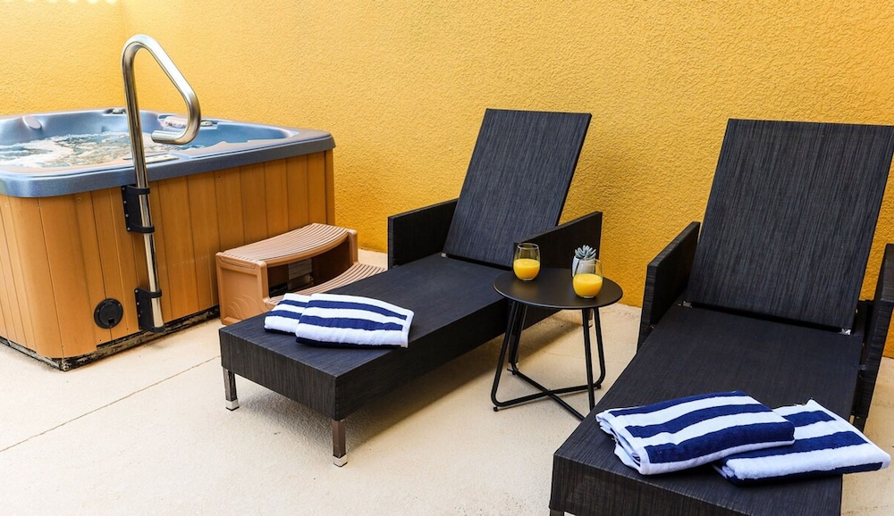 Townhome Jacuzzi Grill 10 min Disney - photo 25
