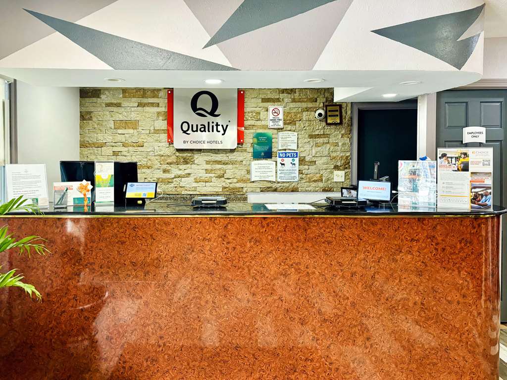 Quality Inn Raynham Taunton - photo 5