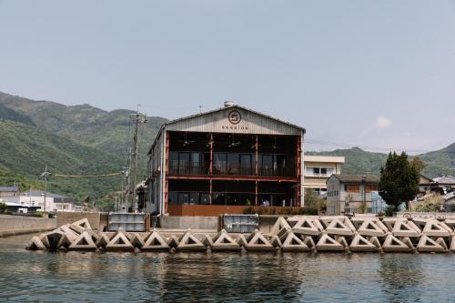 Seasion - carbon neutral hotel in Unknown City