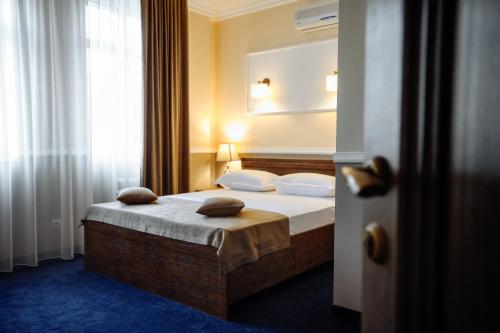 Astoria - carbon neutral hotel in Chisinau