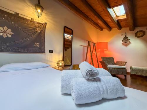 Loft in Kalsa By Rental BeB — 4-Star Luxury Hotel in Palermo, Italy
