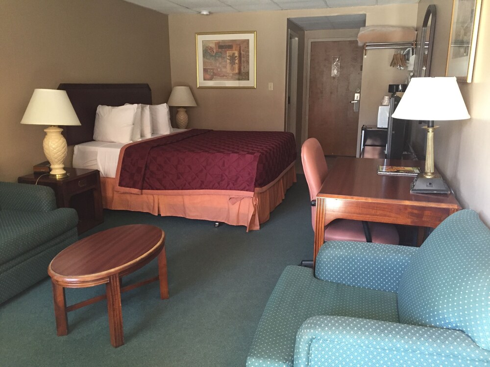 Hotel Manteo - photo 17