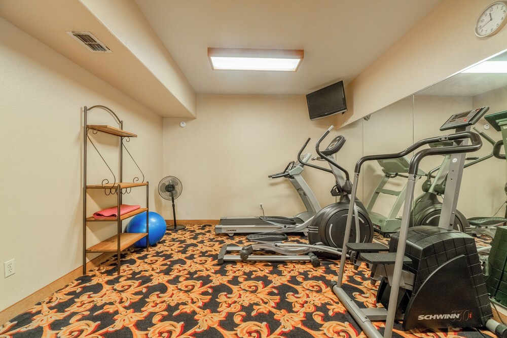 Texan Inn By Oyo Beeville Us 181 - photo 66