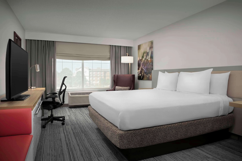 Hilton Garden Inn Fredericksburg - photo 13