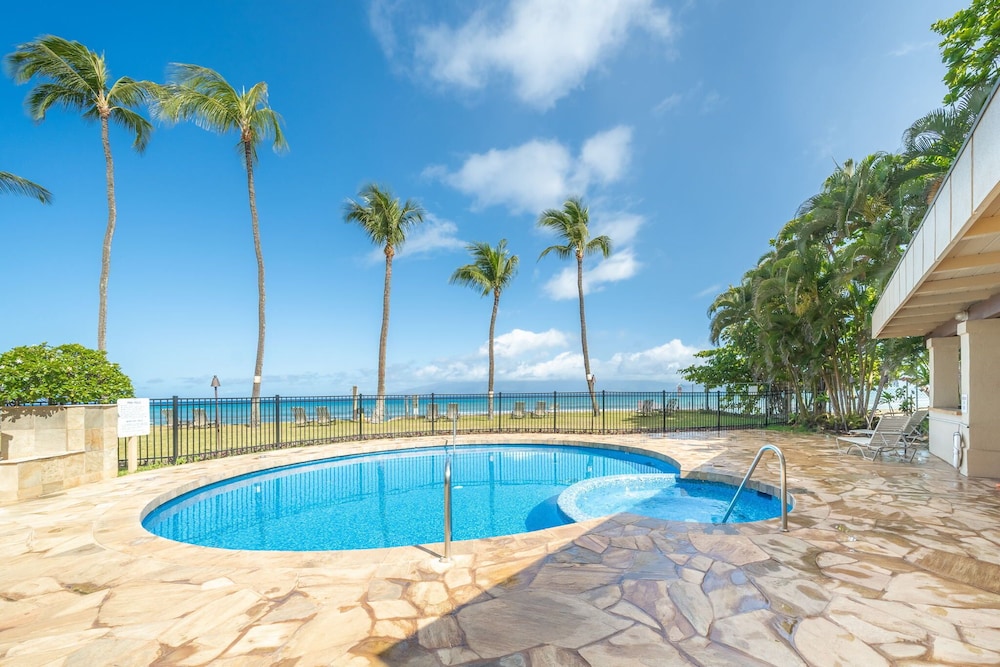 Paki Maui 416 — Lahaina