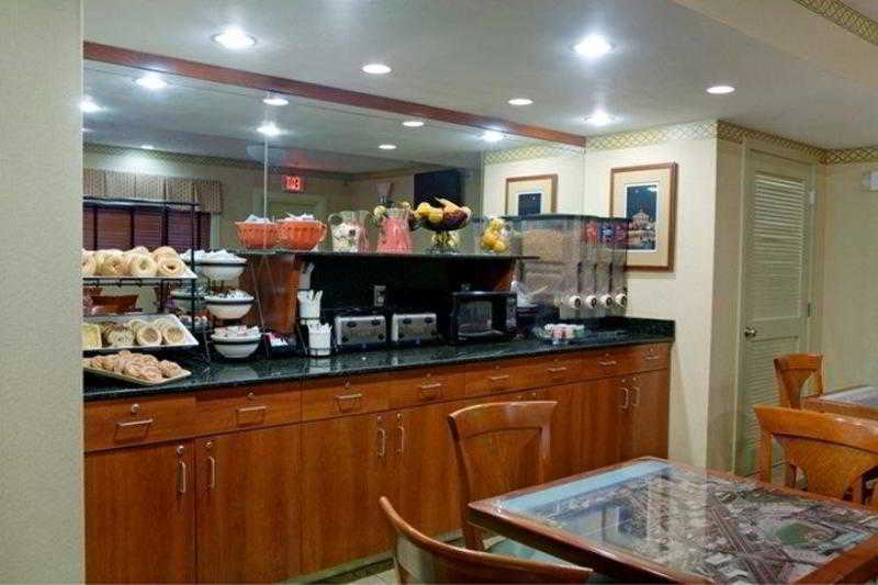 Hotel Boston - photo 42