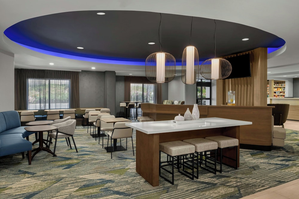 SpringHill Suites Lehi at Thanksgiving Point - photo 26