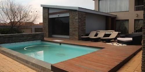 The Eagle - carbon neutral hotel in Johannesburg