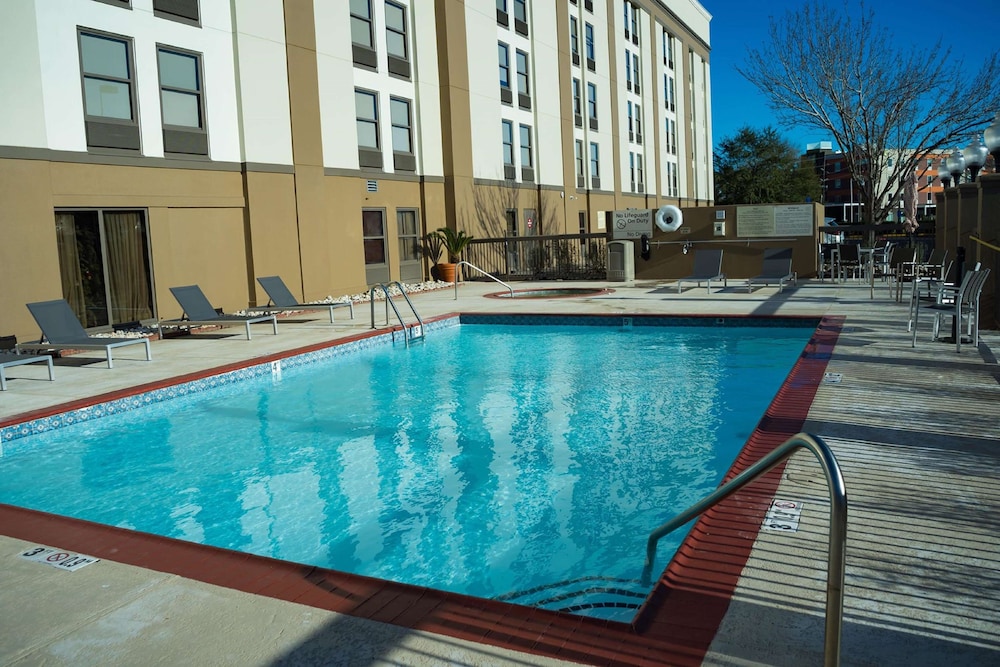 Hampton Inn Beaumont - photo 33