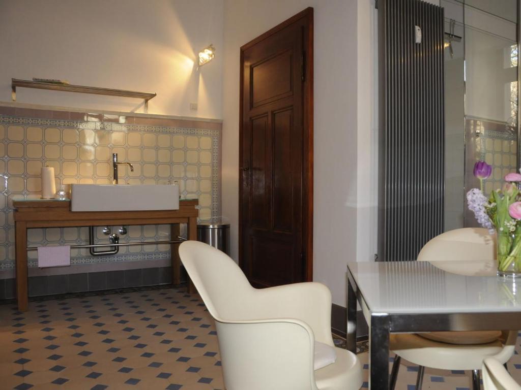 Ferienwohnung Villa am Stadtpark — 4-Star Luxury Hotel in Goerlitz, Germany