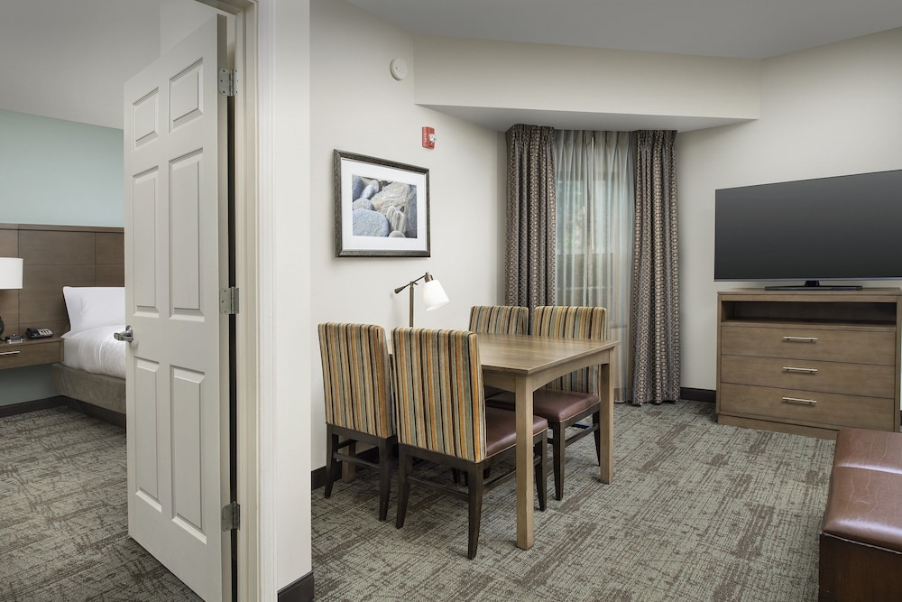 Staybridge Suites Greenville I 85 Woodruff Road an IHG Hotel - photo 5