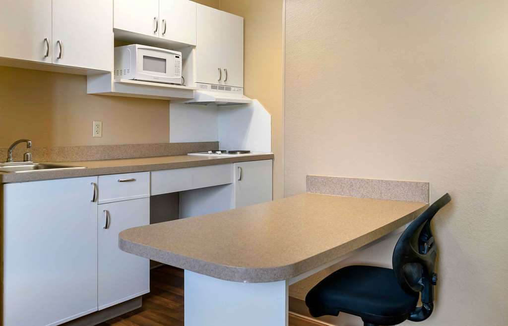 Extended Stay America Suites Detroit Madison Heights - photo 41