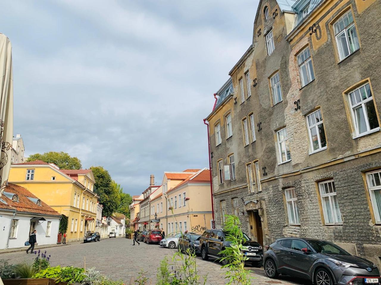 Old Town Charm Tln