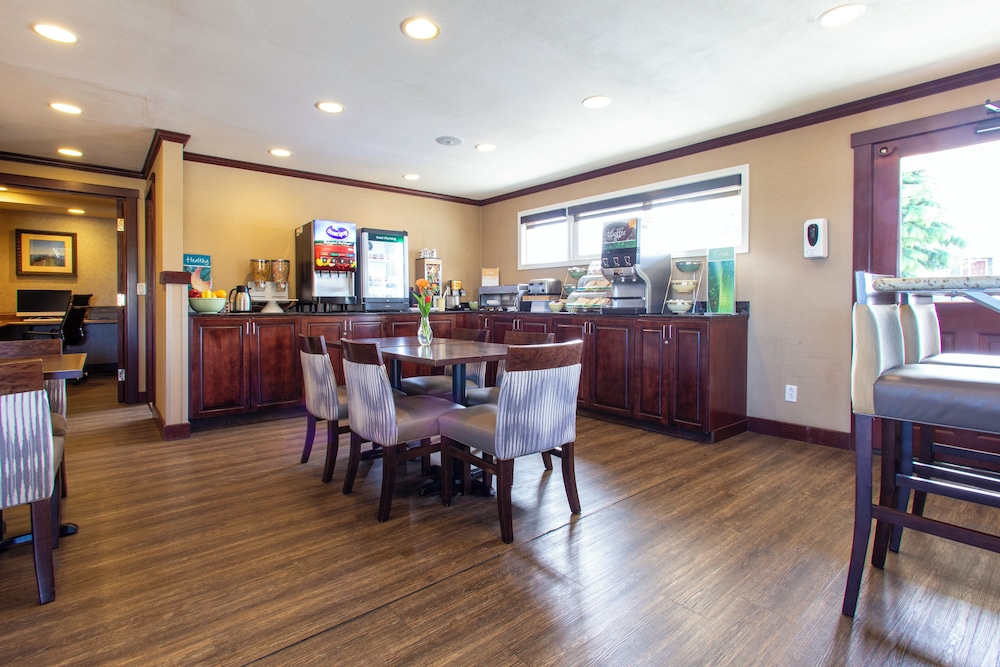 Uptown Inn - photo 42