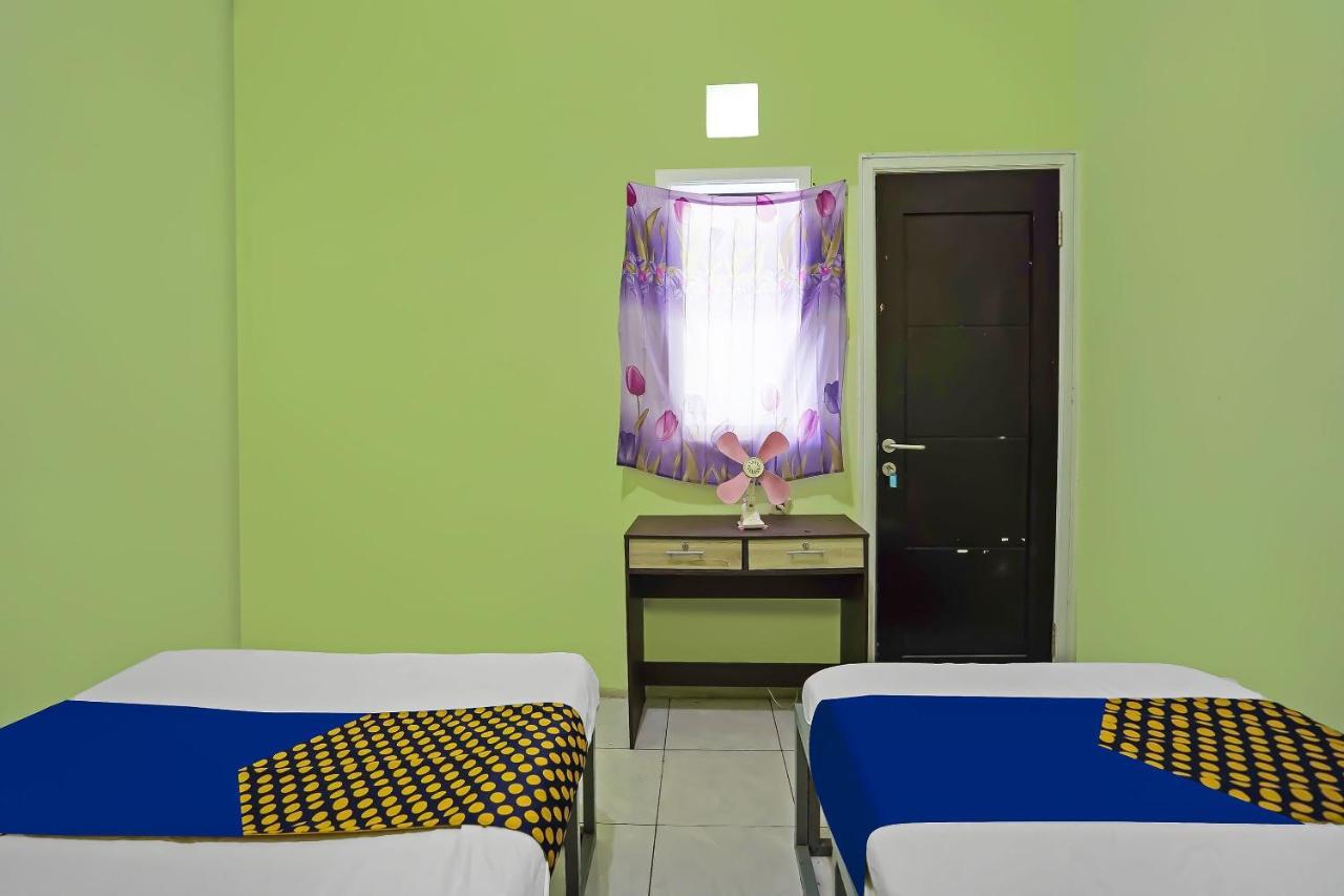 Spot On 92474 Penginapan Rusunawa Ii — Malang