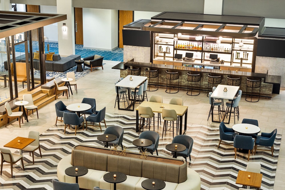 Sheraton Suites Chicago O'Hare - photo 63