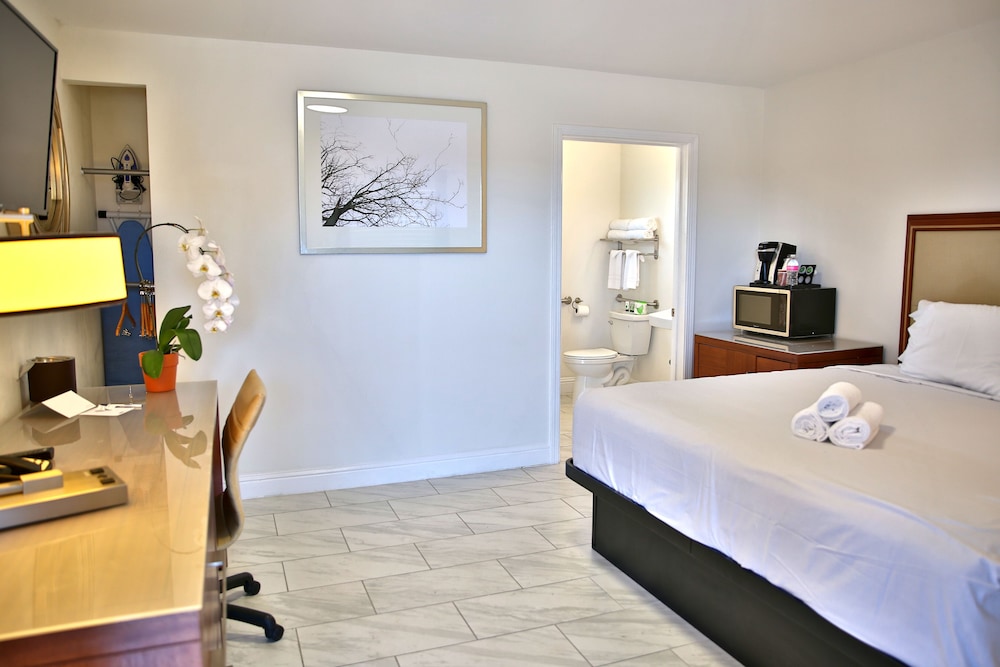Travelodge by Wyndham Crescent City - photo 10