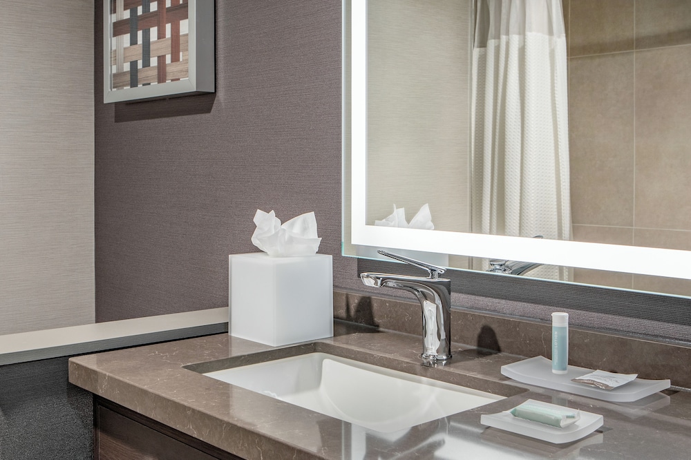 Courtyard by Marriott Boston Marlborough - photo 21