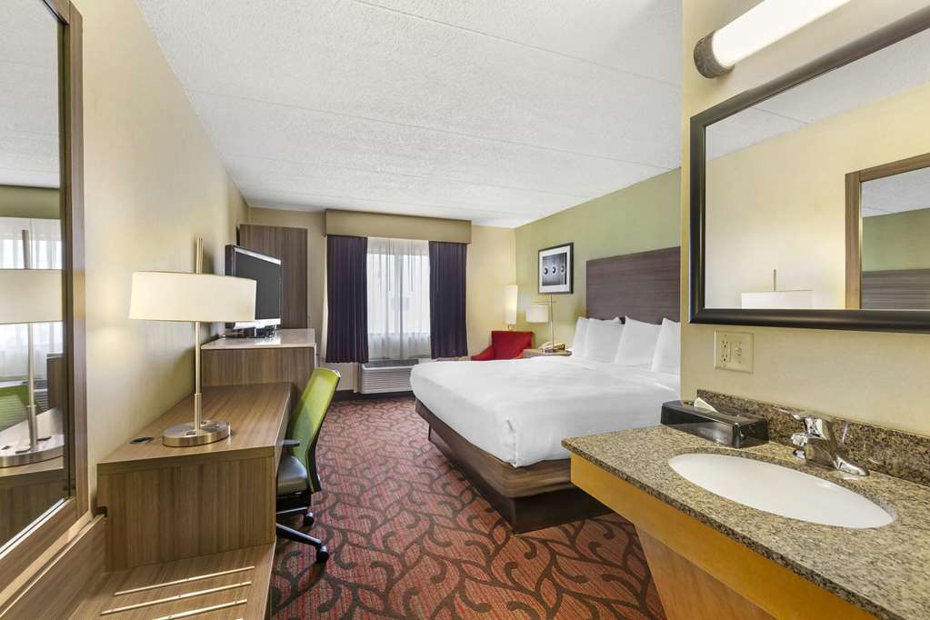 Best Western Rochester Marketplace Inn - photo 13