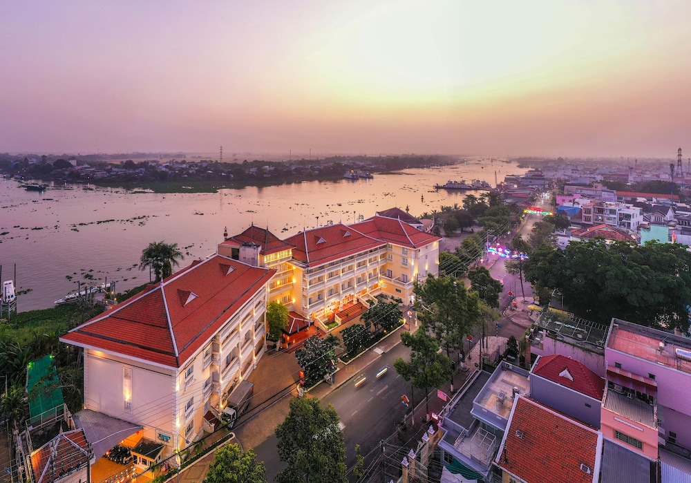 Victoria Chau Doc Hotel — 4-Star Luxury Hotel in Cho Dok, Vietnam