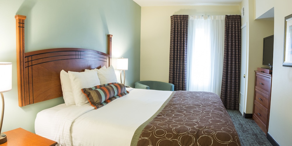 Staybridge Suites Fargo by IHG - photo 24
