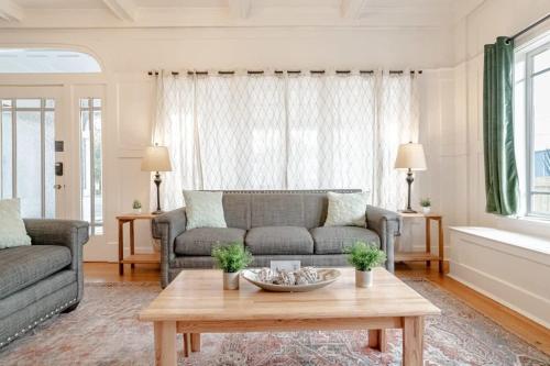 Mins to Cruise Terminal&Downtown Sunny Splendor — 4-Star Luxury Hotel in Mobile, United States