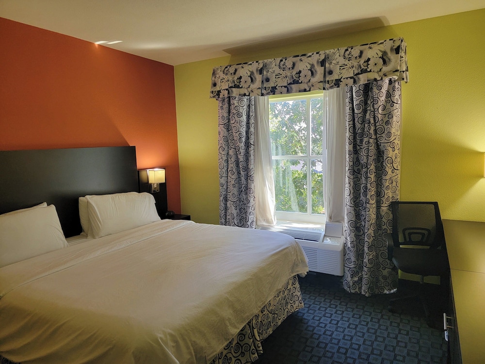 Holiday Inn Garland by IHG - photo 23