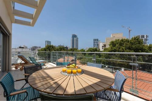 3BR Duplex with Stunning Outdoors by HolyGuest — 4-Star Luxury Hotel in Tel Aviv, Israel