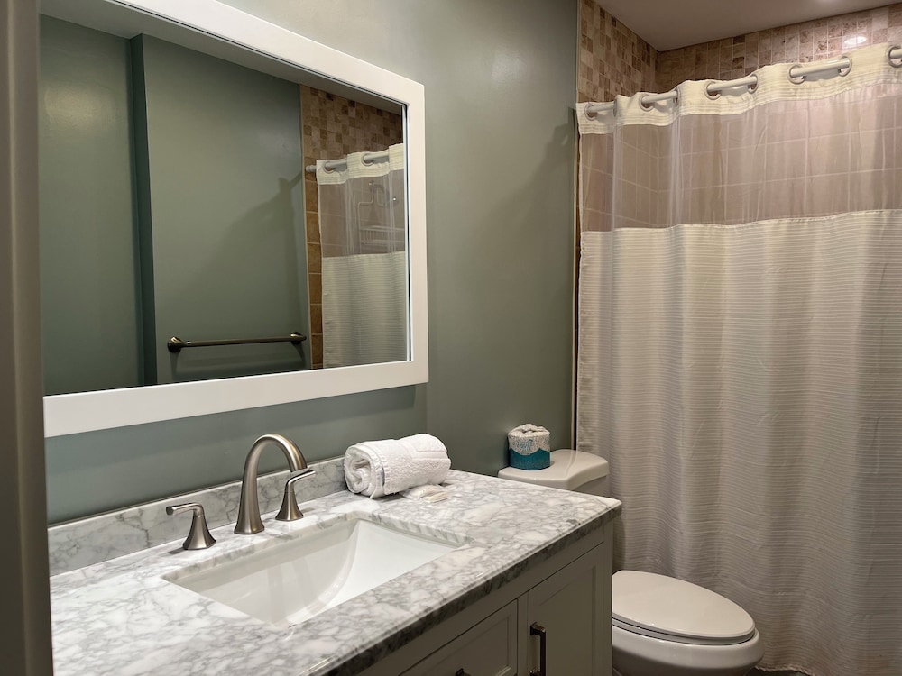 1259 Harbour Town Club at The Sea Pines Resort - photo 11