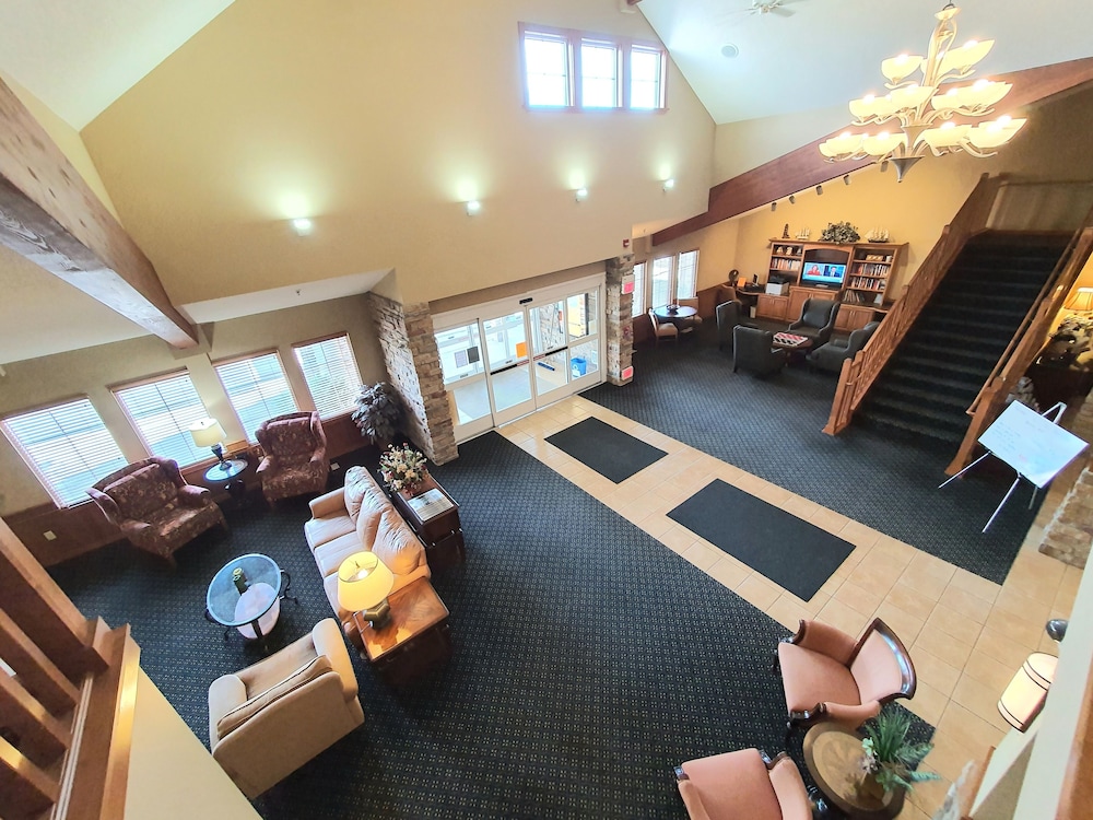 AmeriVu Inn & Suites Waconia - photo 3