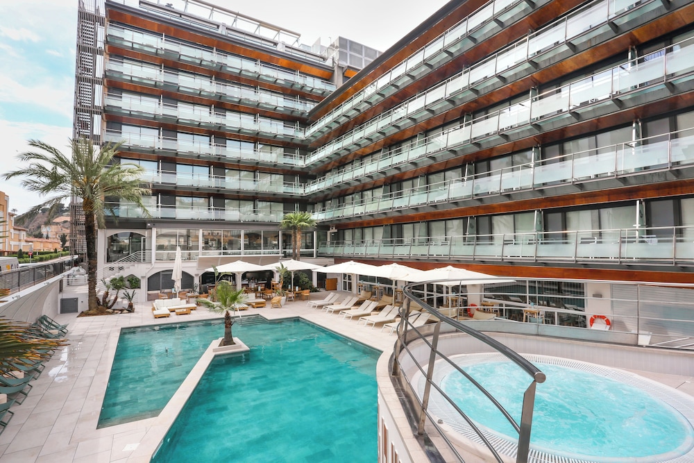 Kaktus Hotel Kaktus Playa — 5-Star Luxury Hotel in Calella, Spain