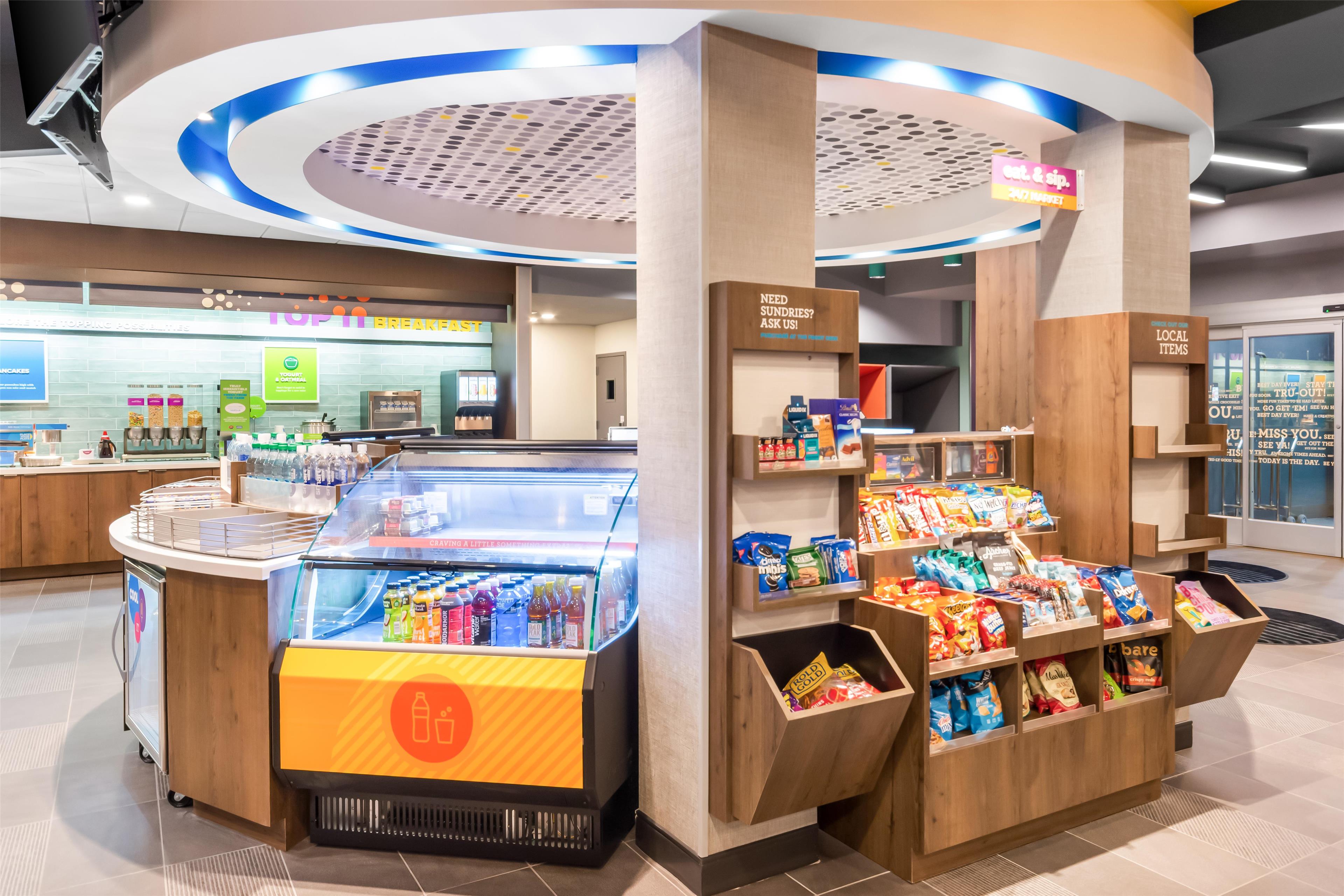 Tru by Hilton Pensacola I 10 North Davis Highway - photo 12