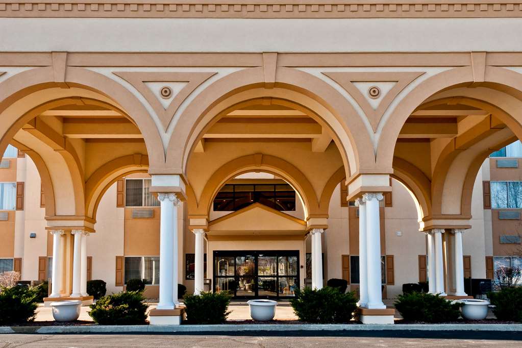 Comfort Suites University Area Notre Dame South Bend - photo 3