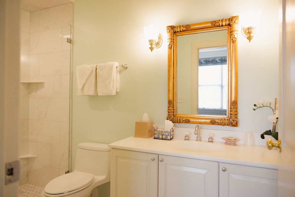 Oakmont Inn - photo 31