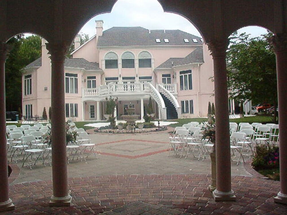 Rosewood Manor - photo 12