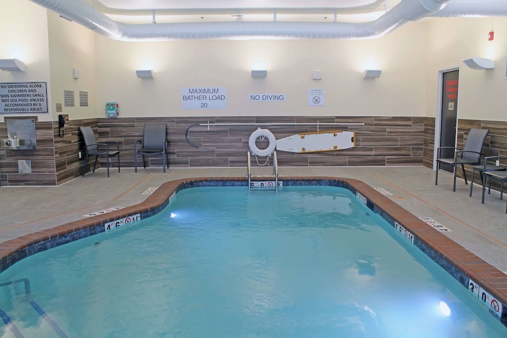 Fairfield Inn & Suites by Marriott St. Louis South - photo 32