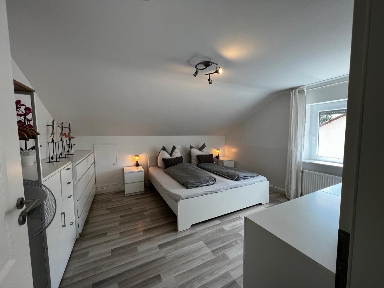 Ferienwohnung Schluter Nußloch — 4-Star Luxury Hotel in Nussloch, Germany