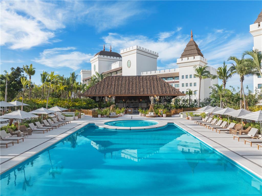 BON Park Hotel NV Pools BON Pool