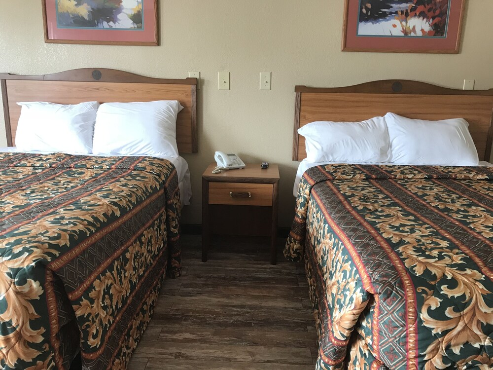 Memphis Inn - photo 11