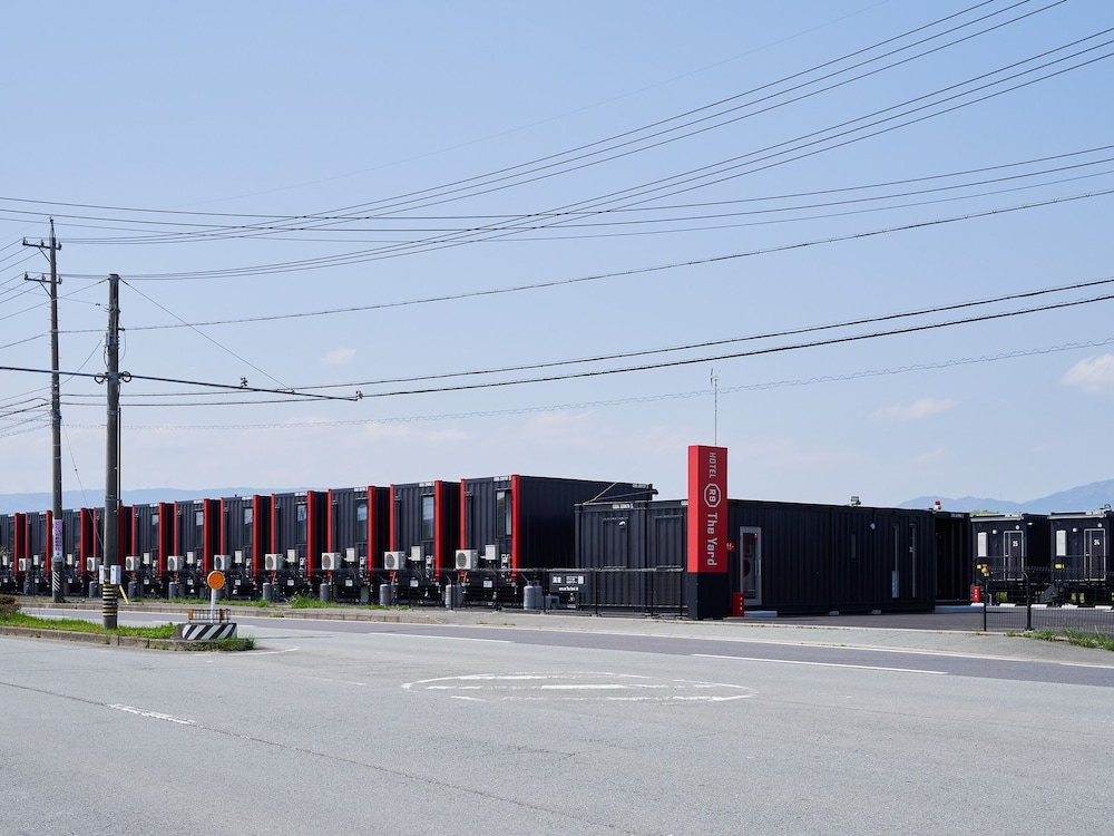 Hotel R9 The Yard Tsu - carbon neutral hotel in Tsu