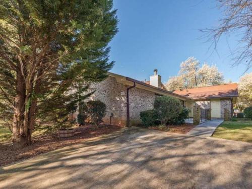 Your Marietta Private Room & Bathroom in Marietta, United States