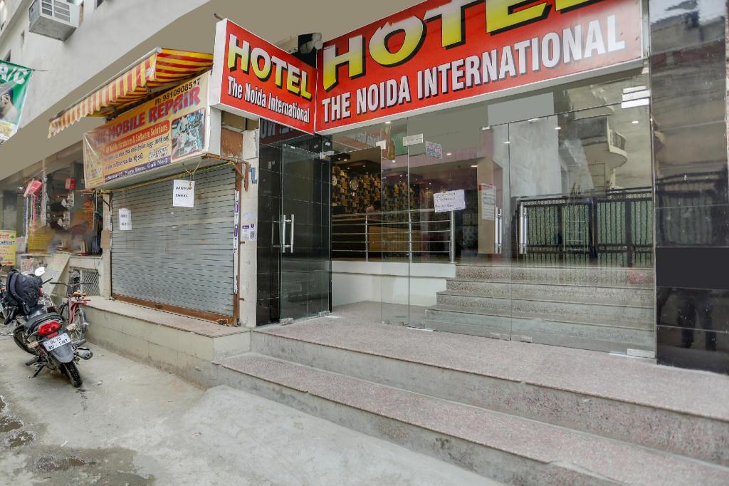 Roomshala 036 Hotel Orlov — Noida — photo 2