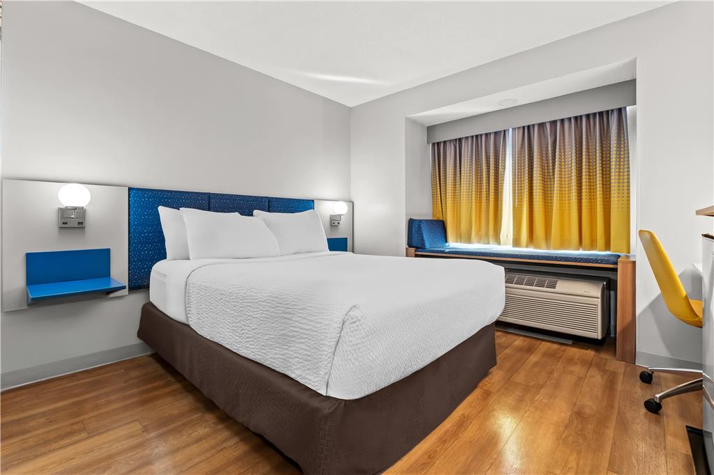 Microtel Inn & Suites by Wyndham Salisbury - photo 19