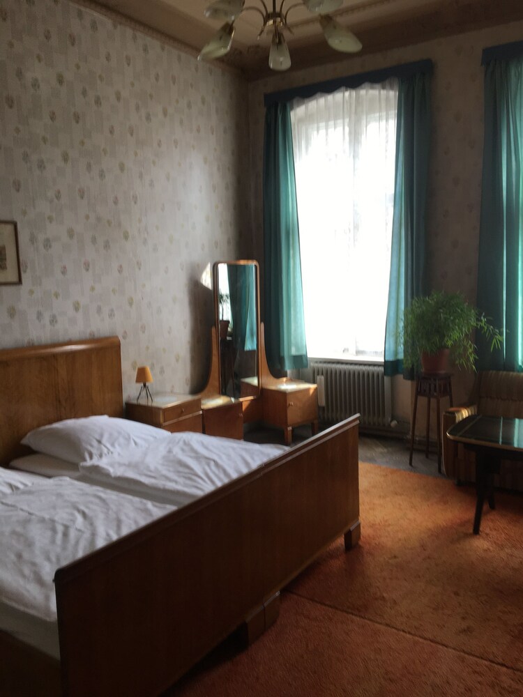 Hotel Pension Nuernberger Eck - carbon neutral hotel in Berlin