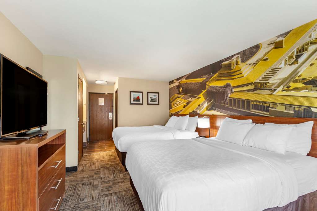Clarion Pointe Racine Mount Pleasant - photo 22